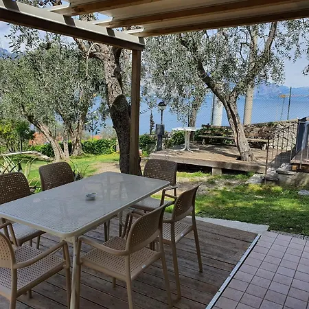 Camping Le Maior Brenzone sul Garda Exterior photo